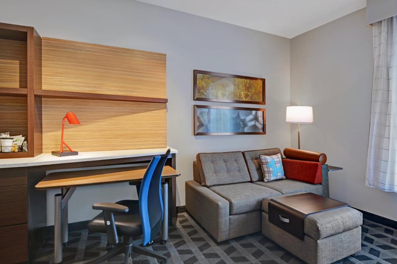 Towneplace Suites By Marriott Indianapolis Downtown Exterior photo