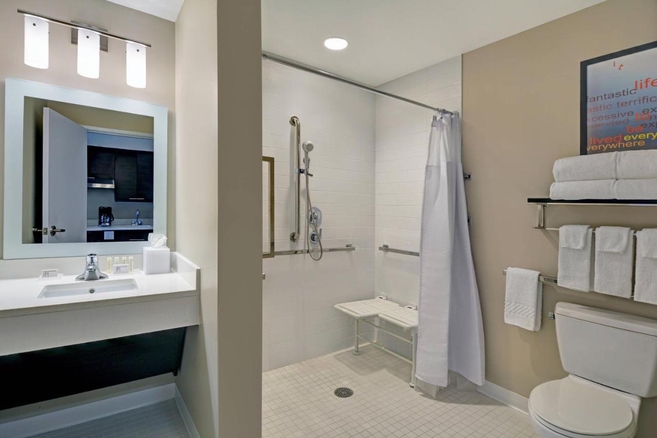 Towneplace Suites By Marriott Indianapolis Downtown Exterior photo