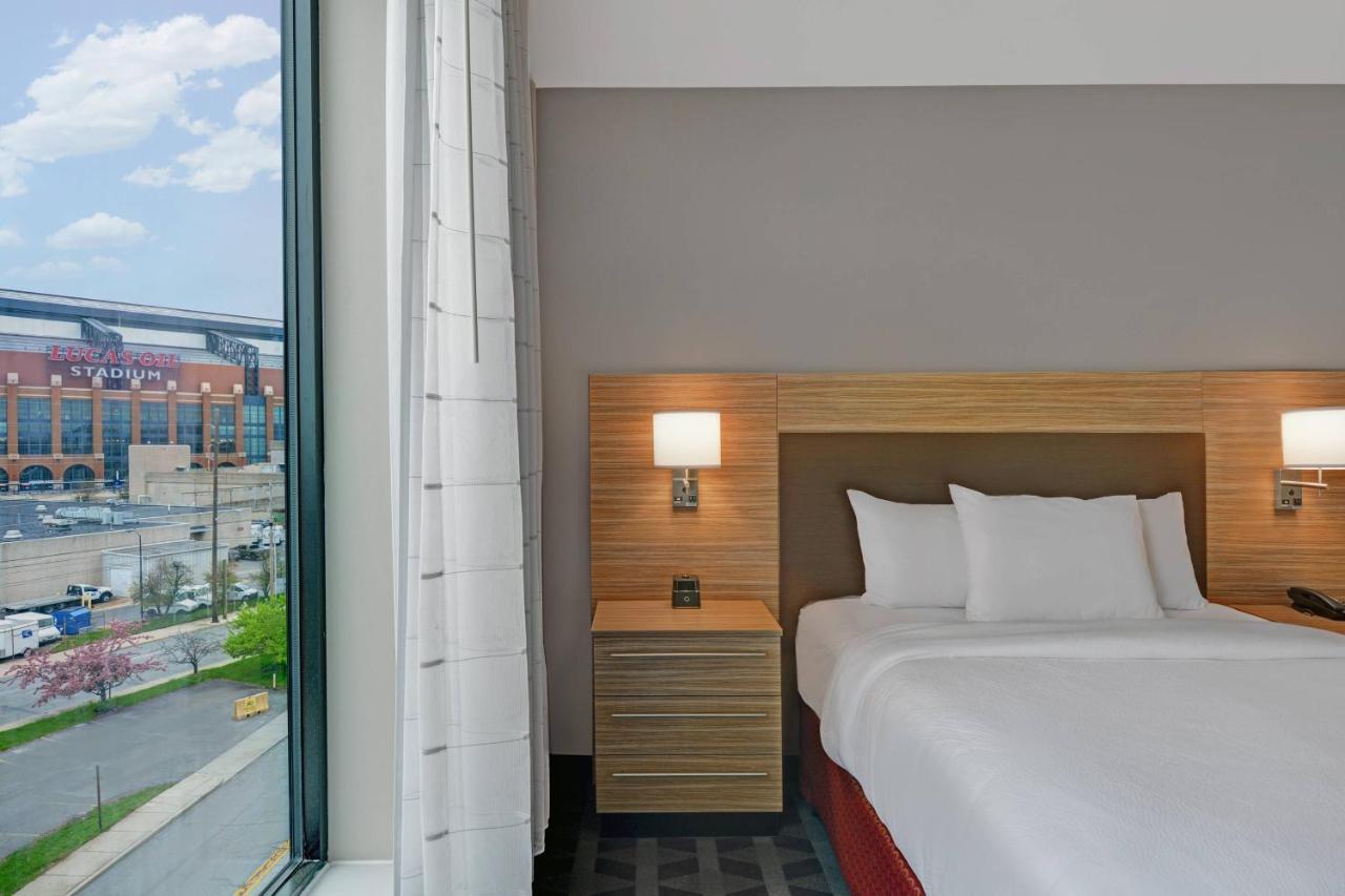 Towneplace Suites By Marriott Indianapolis Downtown Exterior photo